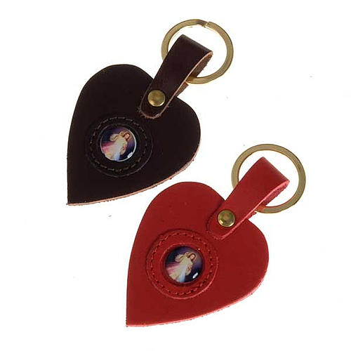 Heart-Shaped Keychain of the Divine Mercy 1
