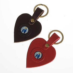 Heart shaped keyring with Miraculous Madonna