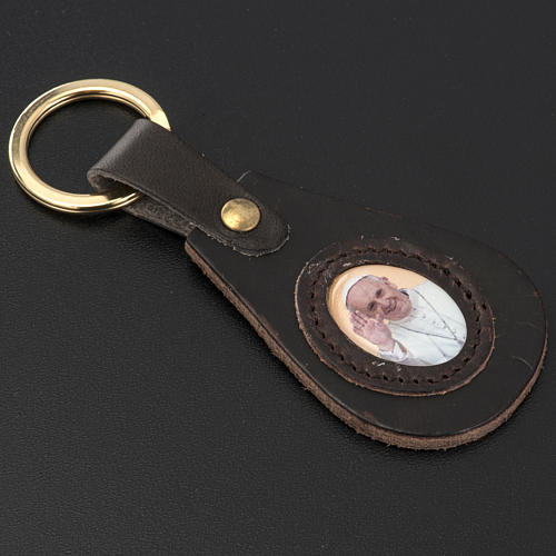 Pope Francis key ring in leather drop shaped 2