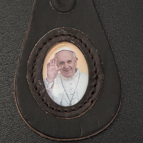 Pope Francis key ring in leather drop shaped 3