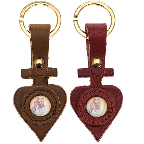 Pope Francis key ring in leather heart shaped 1