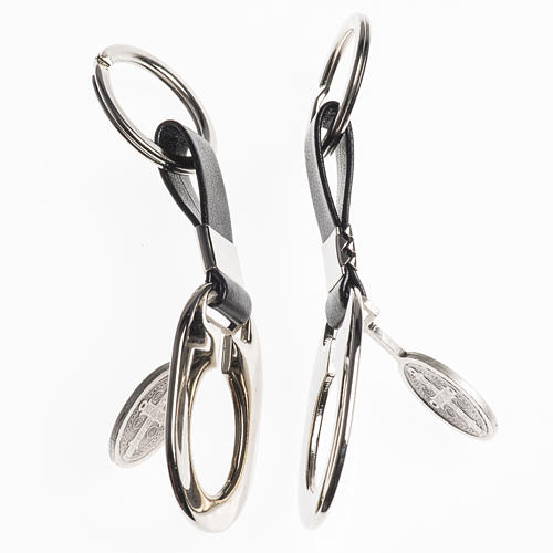 Keychain in metal and fake leather, Saint Benedict 2