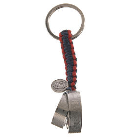Embrace Keyring with Red and Blue Cord, prayer is in Spanish