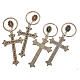 Schlüsselanhänger Kreuz aus Metall und Strasssteinen s3