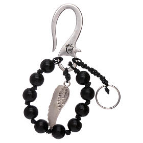 Schlüsselanhänger mit 10er-Rosenkranz schwarze Perlen und Engelsflügel