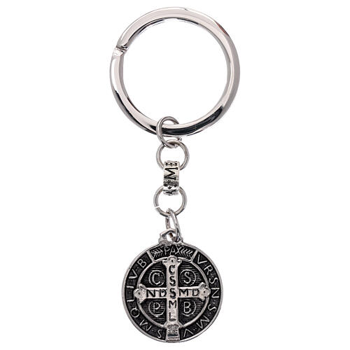 Keyring by the Italian company AMEN in 925 silver with a medal depicting St Benedict 2