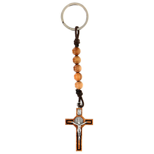 Porte-clé croix Saint Benoît bois d'olivier corde et grains 4 mm 1