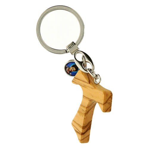 Key ring with olivewood tau and Carlo Acutis' medal 2
