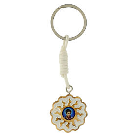 Carlo Acutis' key ring, sun on white background, olivewood medal