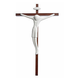 Crucifix Francesco Pinton porcelaine et bois 33 cm