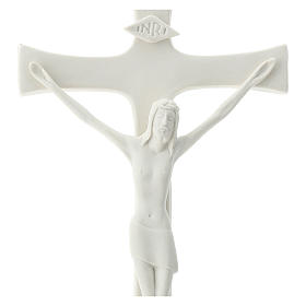 Crucifixo porcelana base madeira 20 cm