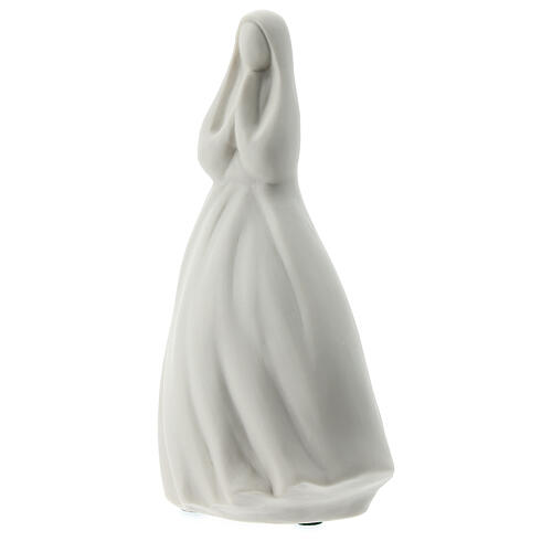 Virgen manos juntas 16 cm porcelana blanca 3
