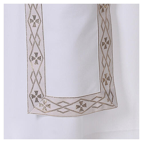 Aube Première Communion blanc scapulaire passementerie strass 7
