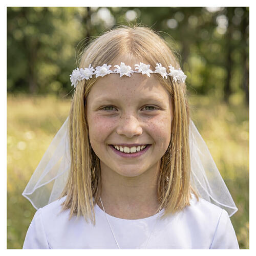 Communion veil in tulle with crown 5