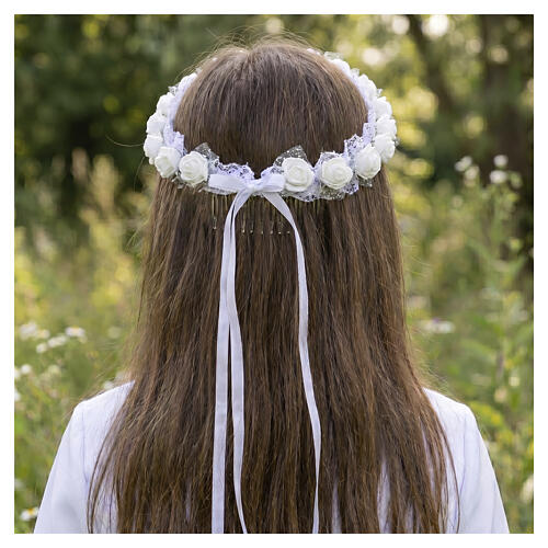 Flowery coronet with roses 3