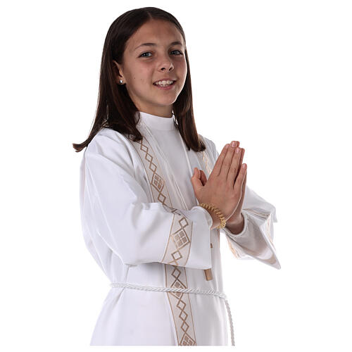 Strój do Pierwszej Komunii brzeg złoty stójka wysoka 11