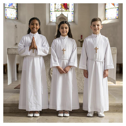 Aube Première Communion polyester deux plis fausse capuche 2