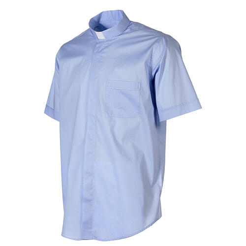 Camisa de sacerdote azul-celeste manga curta linha In Primis tecido elástico 97% algodão e 3% Lycra 3