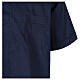 Camisa de sacerdote azul manga curta linha In Primis tecido elástico 97% algodão e 3% Lycra s4