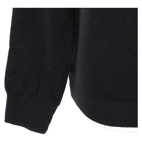 Black crew-neck sweatshirt In Primis for priests, plain fabric, 50% merino wool 50% acrylic 4