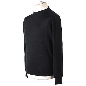 Long sleeve black pullover with round neck 100% merino wool