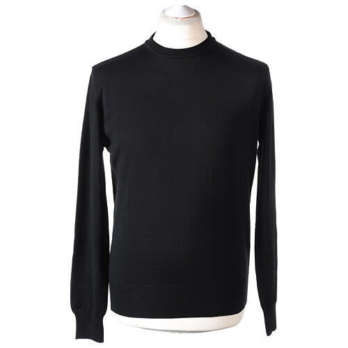 Long sleeve black pullover with round neck 100% merino wool 1