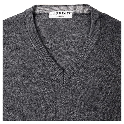 Pull en jersey anthracite col en V 10% cachemire 40% laine mérinos In Primis 5