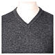 Pull en jersey anthracite col en V 10% cachemire 40% laine mérinos In Primis s2