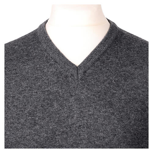 In Primis Anthracite V-Neck Shaved Sweater 10% Cashmere 40% Merino Wool 2