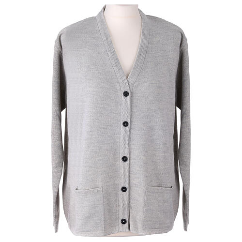 Cardigan soeur gris perle col en V poches jersey 50% acrylique 50 laine mérinos In Primis 1