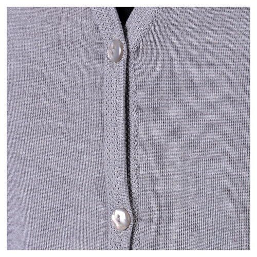 Grey V-neck nun cardigan with pockets 50% acrylic 50% merino wool In Primis 2