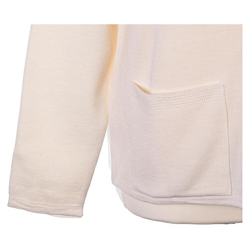 Casaco de malha branco tricô plano gola coreana para freira com bolsos, 50% acrílico e 50% lã de merino, linha "In Primis" 5