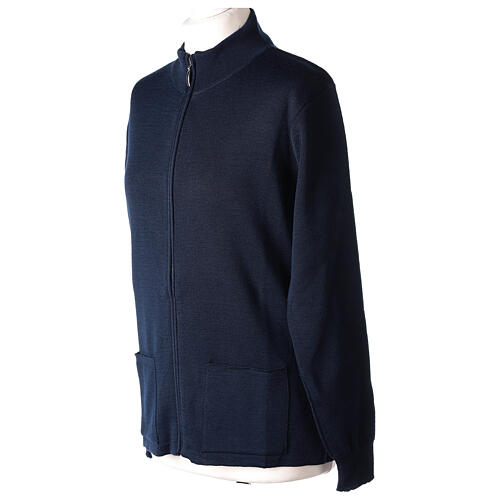 Casaco azul com fecho e bolsos gola coreana para freira, 50% acrílico e 50% lã de merino, linha "In Primis" 2