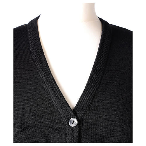 Damen-Cardigan, Große Größen, Schwarz, mit 2 Taschen und V-Ausschnitt, 50% Acryl - 50% Merinowolle, In Primis 2
