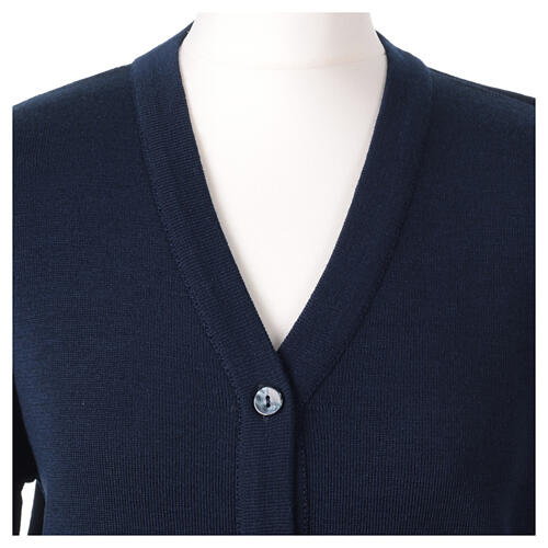 Casaco de malha curto azul escuro para religiosa com botões mistura de lã In Primis 2