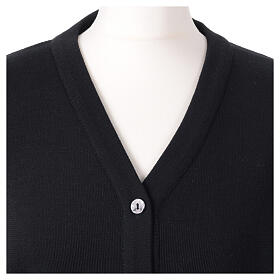 Casaco de malha curto preto para religiosa com botões mistura de lã In Primis