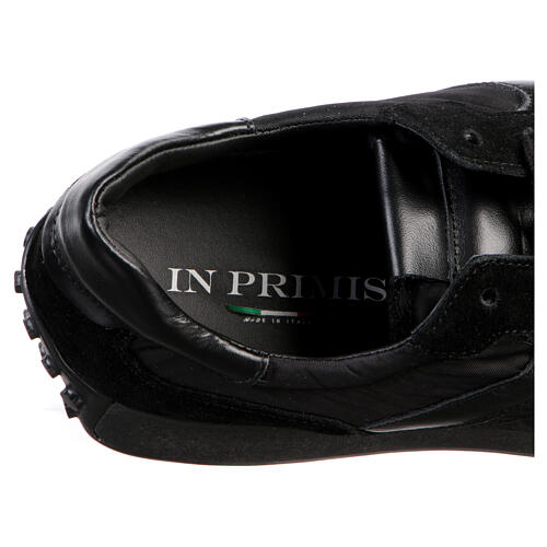 Sneaker der Marke In Primis aus schwarzem Stoff mit Lederdetails 7
