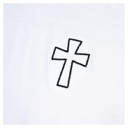 T-shirt blanc en coton croix noire brodée Vebi Confezioni 4