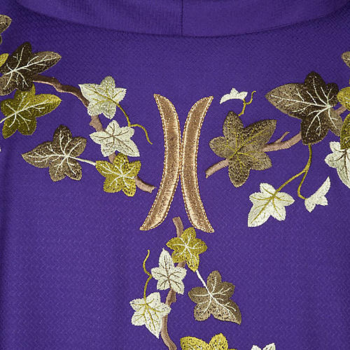 Violet chasuble with stole, ivy 2