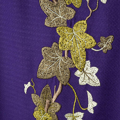 Violet chasuble with stole, ivy 3