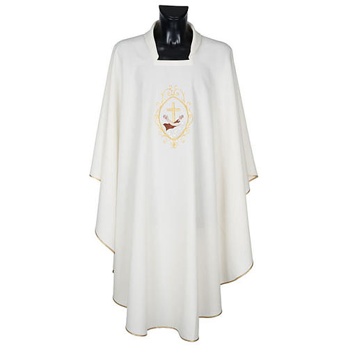 Chasuble and stole, cross and hands 6