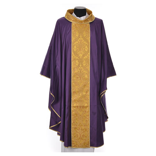 Chasuble with Roll Collar in 100% silk decorated in gold 5
