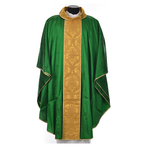 Chasuble with Roll Collar in 100% silk decorated in gold 8