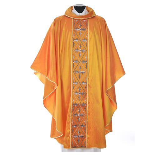 Catholic Priest Chasuble in 100% silk with cross design 3