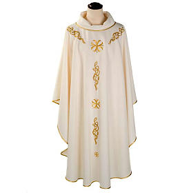 Liturgical chasuble with golden embroidery