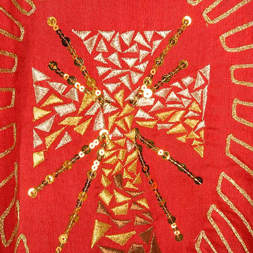 Chasuble liturgique broderie dorée croix avec rayons 4