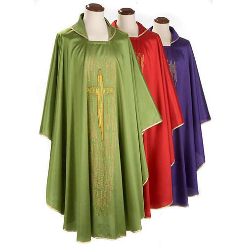 Chasuble liturgique shantung, croix stylisée dorée 1