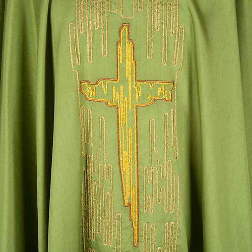 Chasuble liturgique shantung, croix stylisée dorée 3