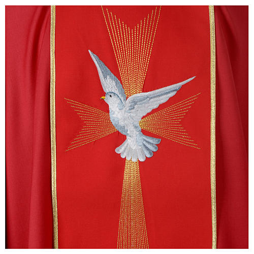 Red chasuble in wool with Holy Spirit and roses 2