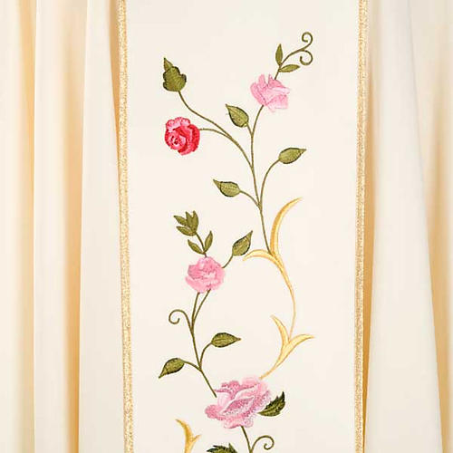 Casulla litúrgica rosas coloradas bordadas 100% lana con capuch 4
